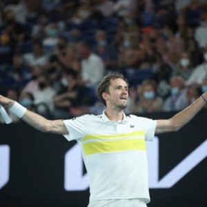 乐鱼电竞app-梅德维德夫通过多重考验 澳网决赛迎来终局之战